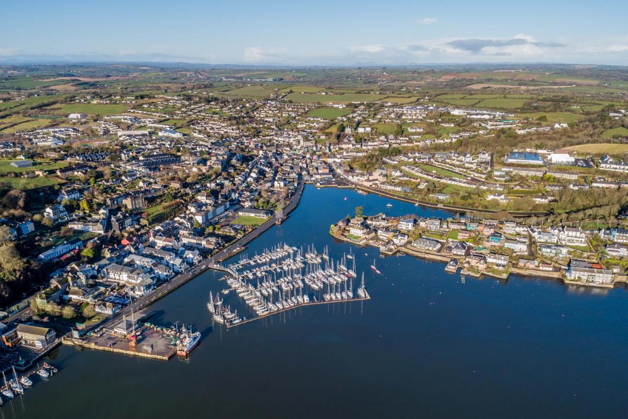 Four Winds,Kinsale Town,Exquisite Holiday Homes,Sleeps 26 Kültér fotó